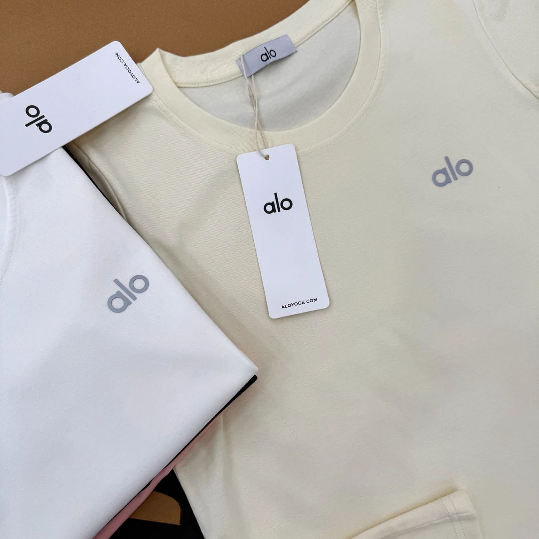 【Xi SHI】圆领反光标百搭巨显瘦简约瑜伽系短袖T恤9999