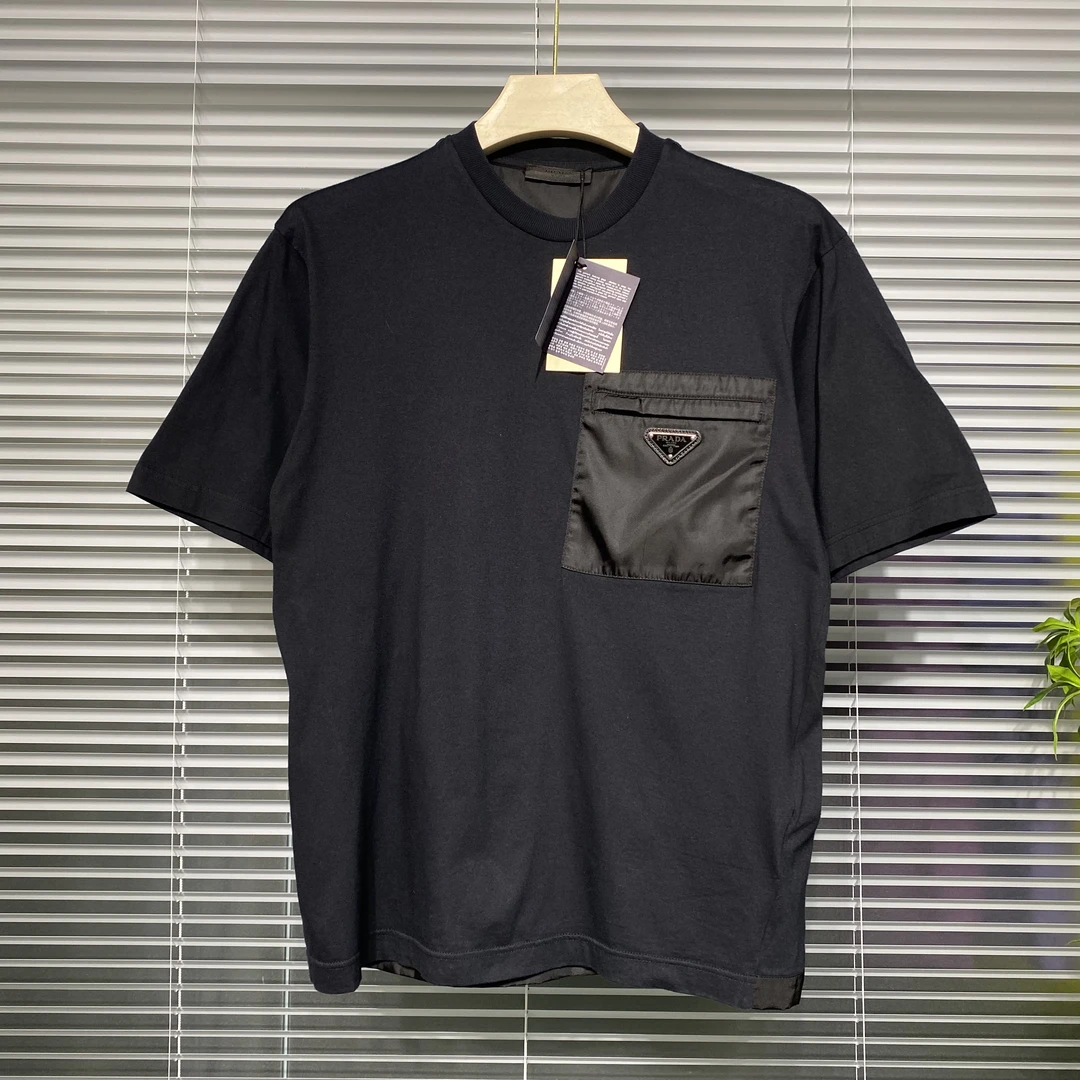 99新 Prada/普拉达 短袖 T恤 口袋金属三角标 尼龙拼接 XS码 k378