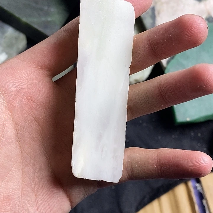 和田玉（糖玉）未镶嵌珠宝半成品