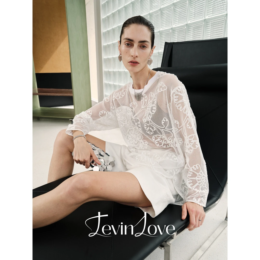 镂空刺绣针织衫 LEVIN LOVE 设计师款 A025LS0327