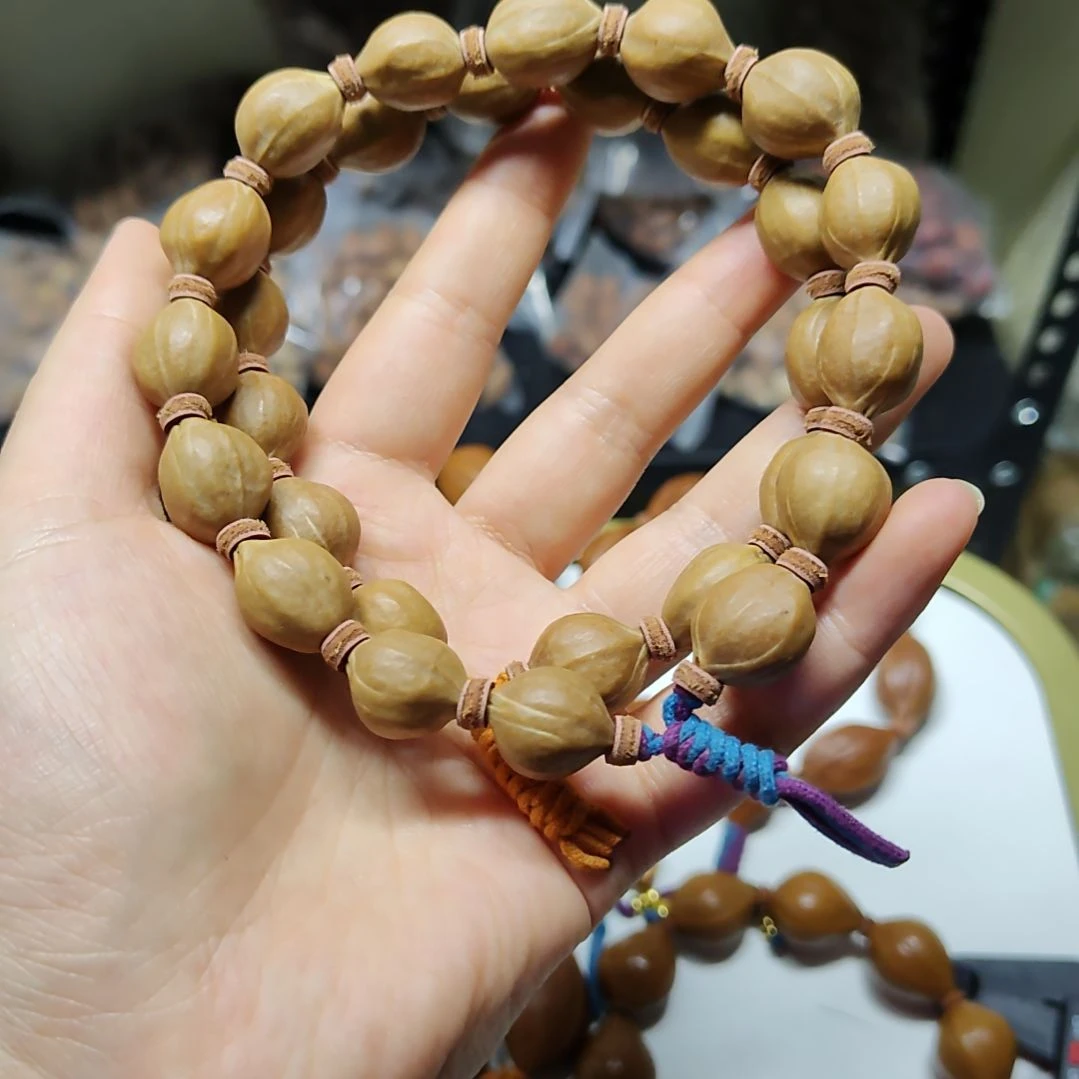 吊坠橄榄核14+尺寸蜜桃原皮全品手持