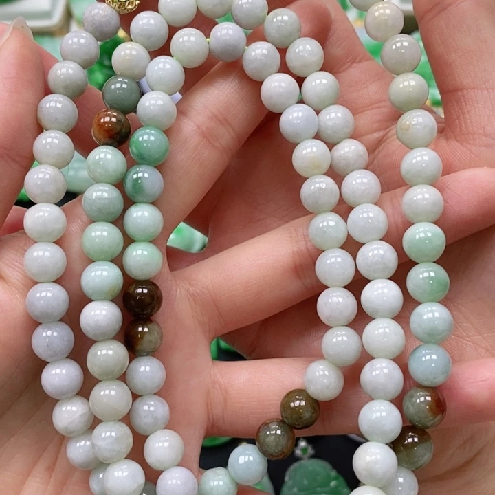 翡翠颈饰未镶嵌吊坠