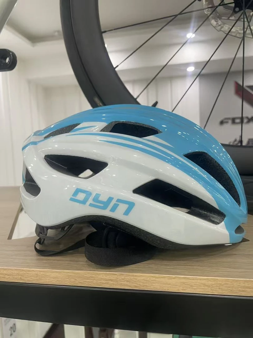 公路山地自行车骑行头盔男女通用超轻透气舒适保护