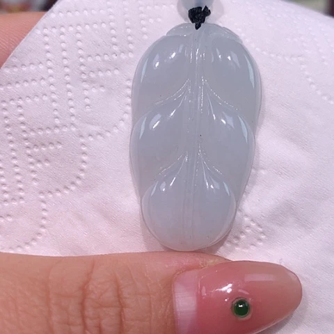 颈饰未镶嵌翡翠叶子
