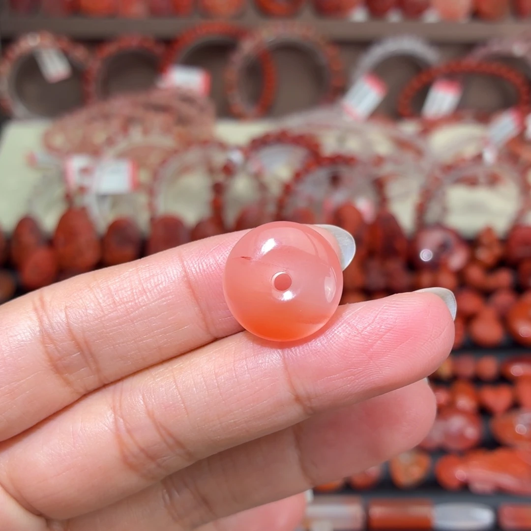 南红玛瑙未镶嵌颈饰平安扣17+