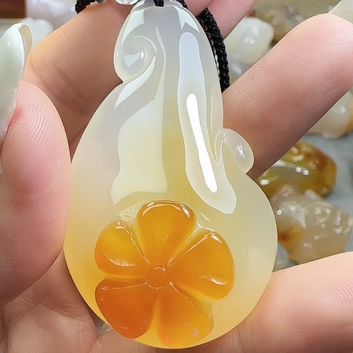 玛瑙/玉髓合金吊坠