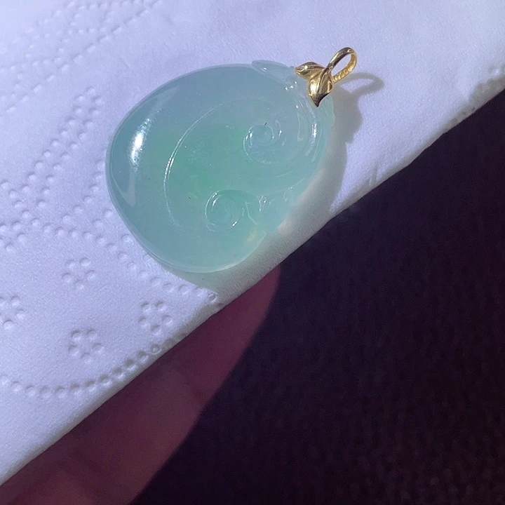 颈饰18K金镶嵌翡翠翡翠