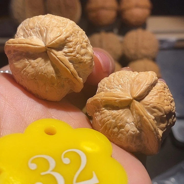 核桃异形小怪兽尺寸30