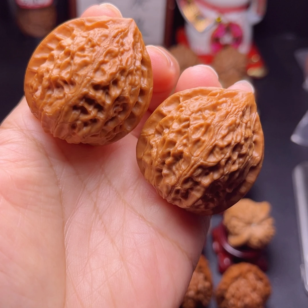 吊坠文玩核桃38尺金牛狮子头