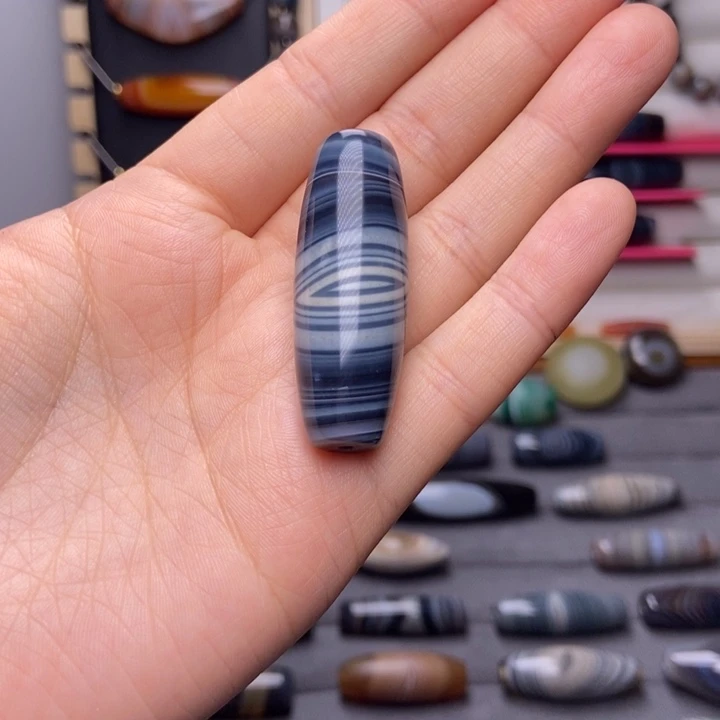 三***见玛瑙/玉髓合金颈饰