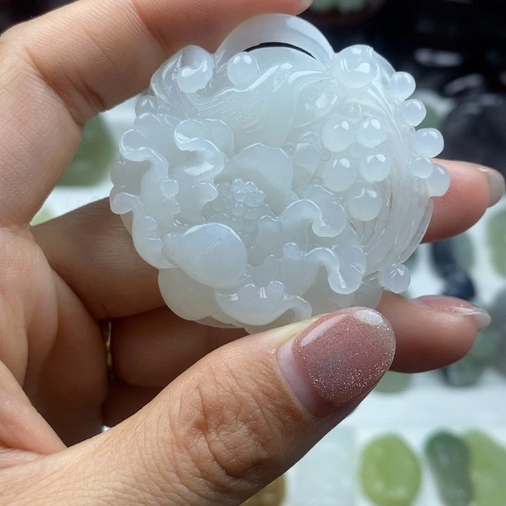 和田玉未镶嵌颈饰64