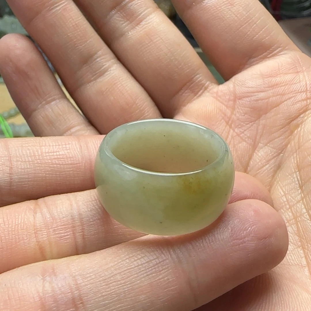 和田玉未镶嵌颈饰21