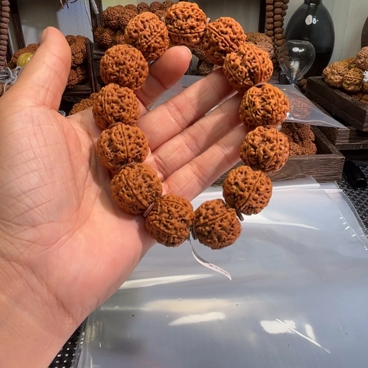 洒***1金刚菩提手串蜂窝