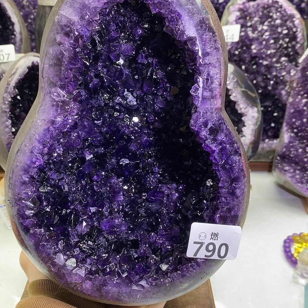 .***紫晶未镶嵌大型摆件（非配饰）