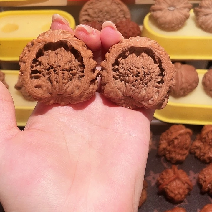 文玩核桃把件蛇头44