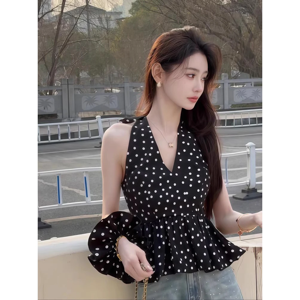 甜美花苞波点挂脖V领吊带背心夏季度假风性感露背外穿女2025