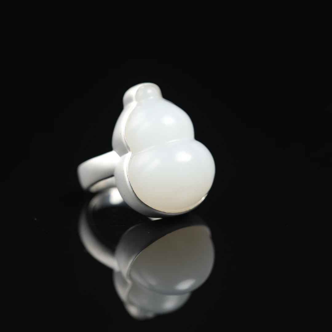 本真 | 初阳 | 原创款和田玉顶俄白玉葫芦银戒指（备注圈口）