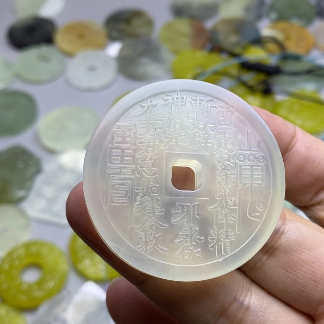 蛇纹石玉颈饰未镶嵌f****｀