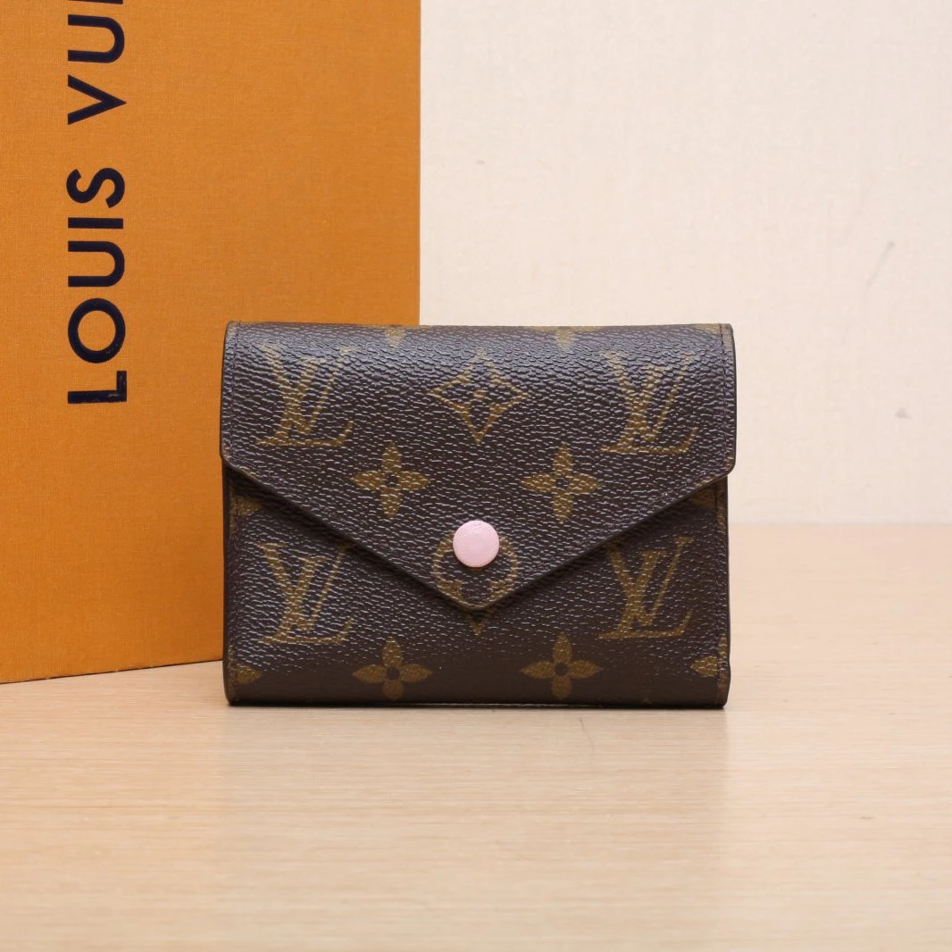 99新 LouisVuitton/路易威登 【娇】豆子短款钱包2017 P225479472