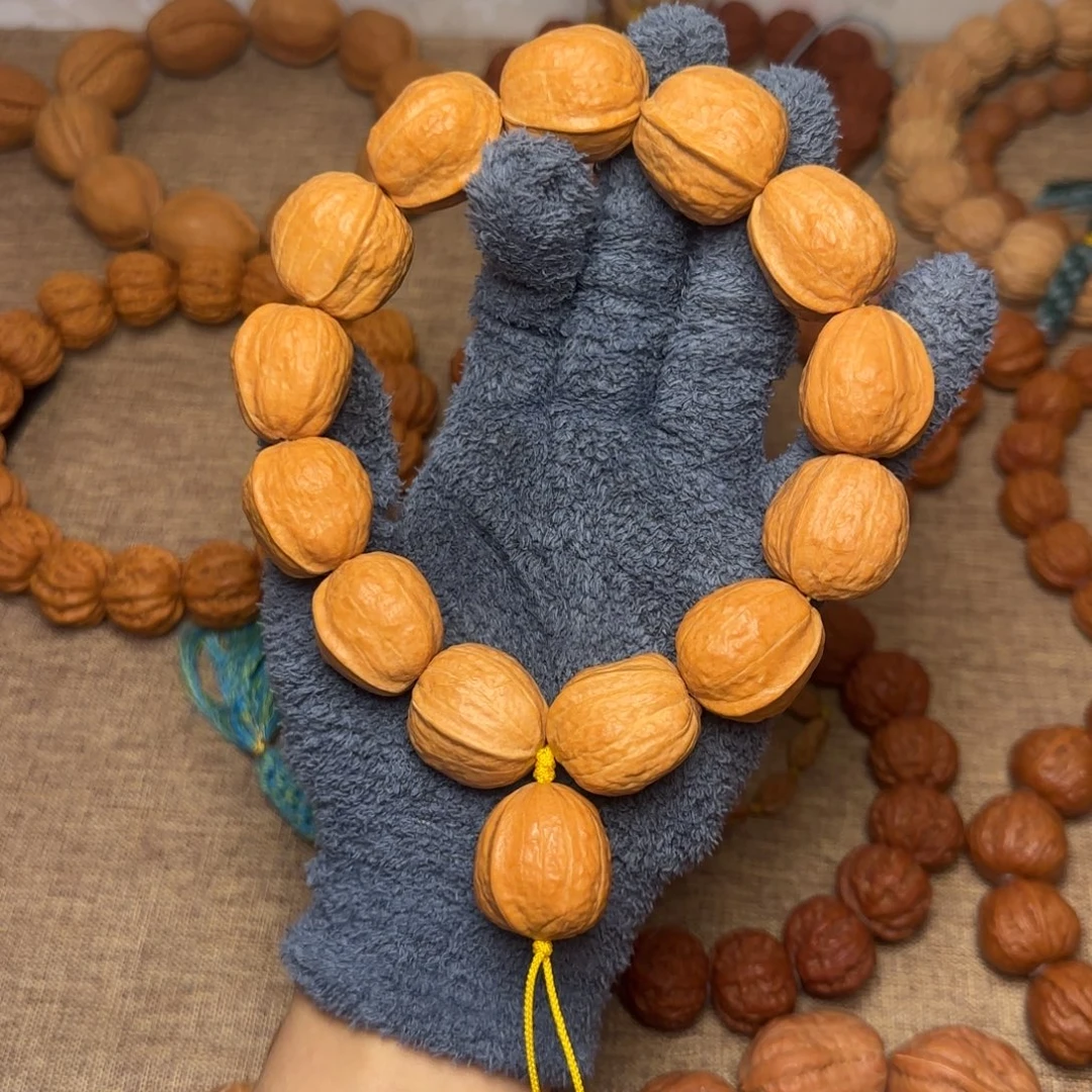 ****风文玩核桃吊坠木鱼元宝