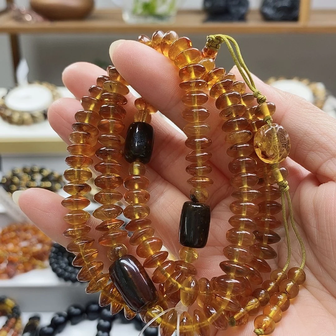 未镶嵌琥珀裸石琥珀