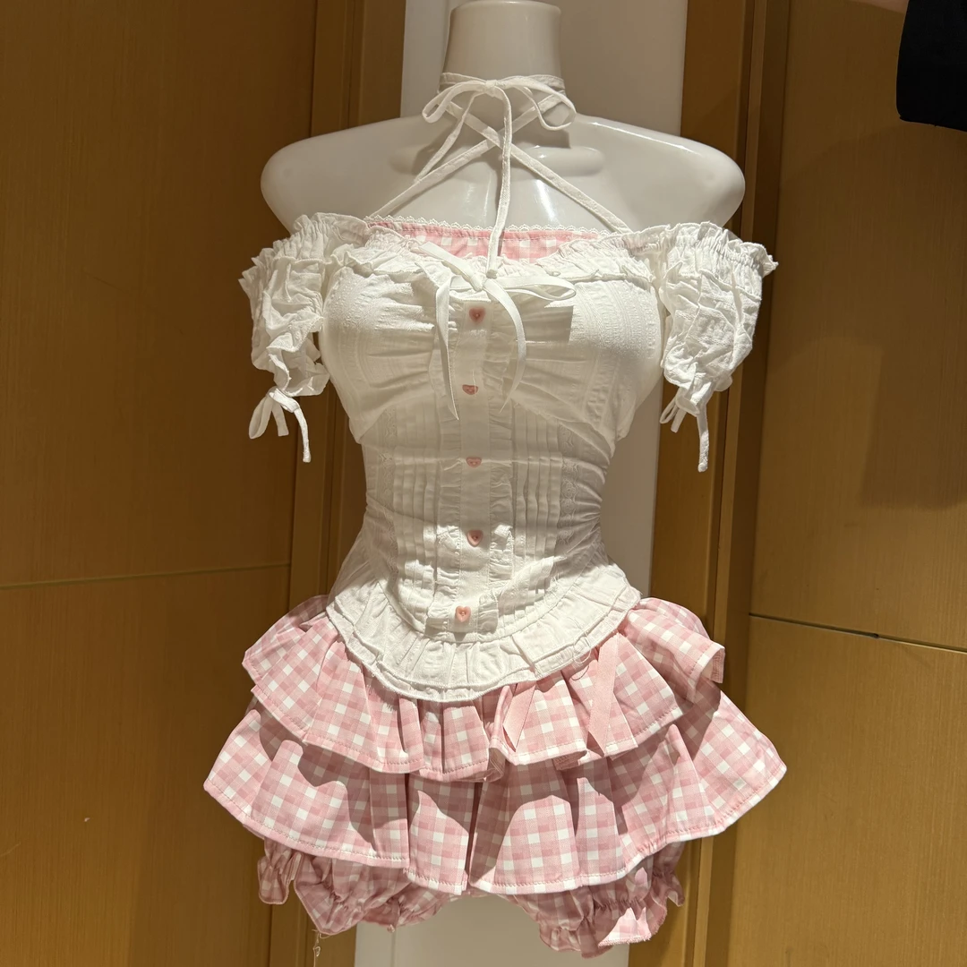 小松奈奈白色上衣粉色格纹短裙夏季款