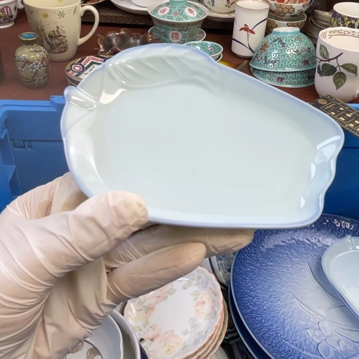 他家瓷器真美…开播了