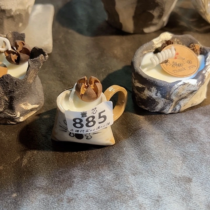 啦***额摆件景德镇陶瓷手作摆件猪猪猪11