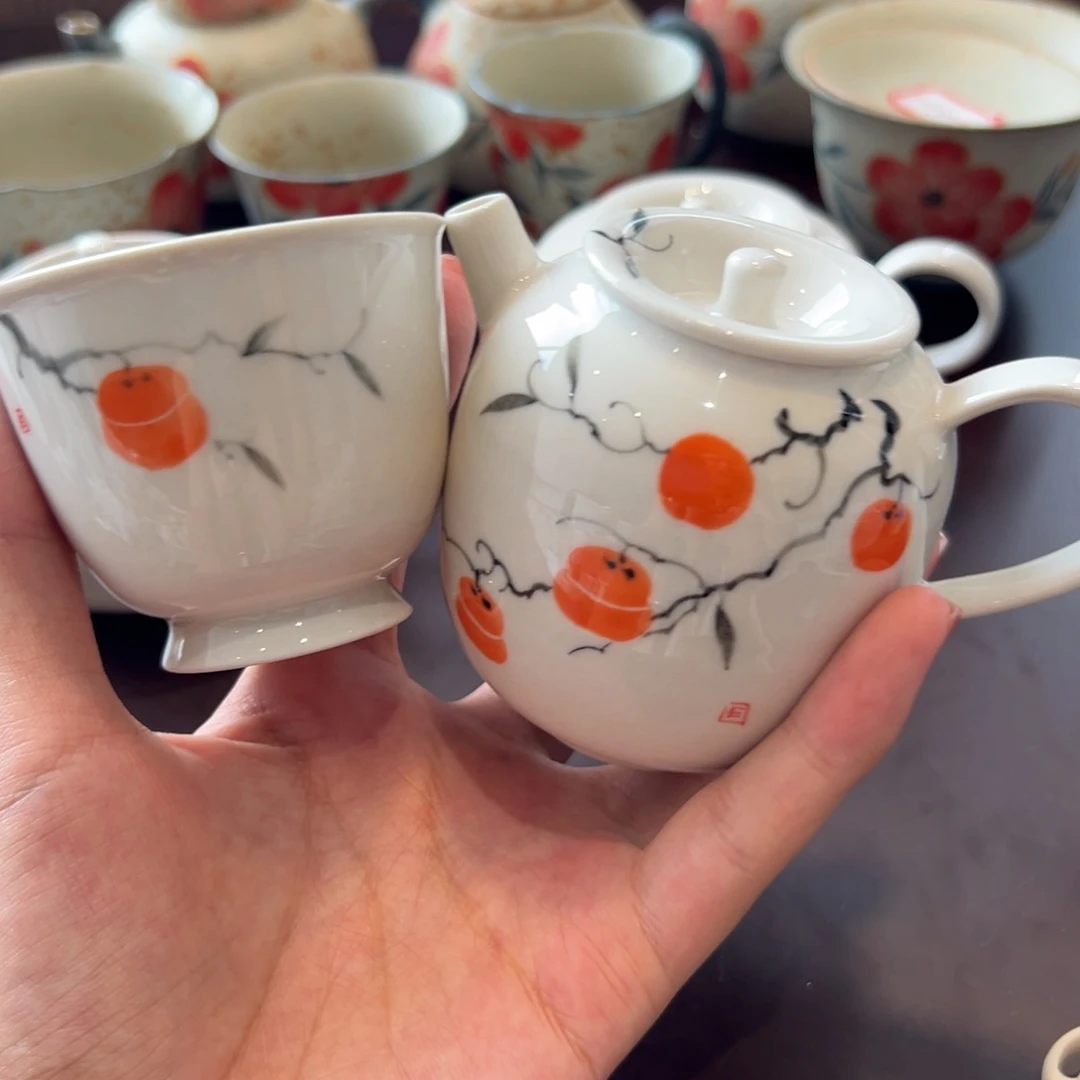 茶具等产品的生产和销售为一体的