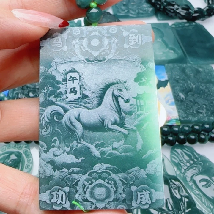 翡翠未镶嵌颈饰多样性发货天然A货翡翠