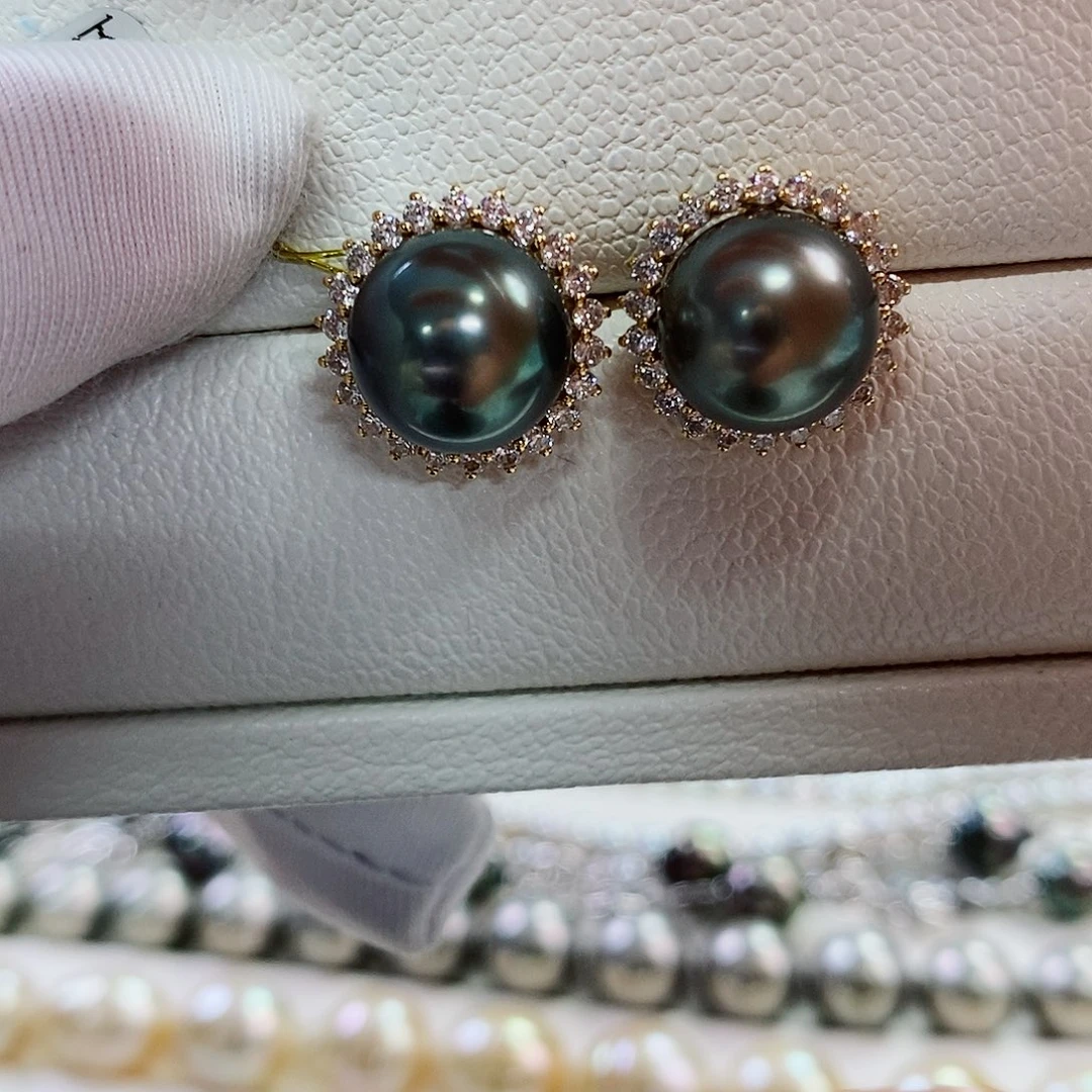 18K金镶嵌耳饰海水珍珠11-12