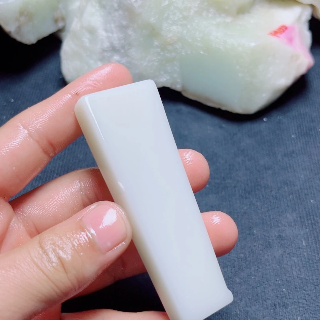 未镶嵌和田玉珠宝奇石