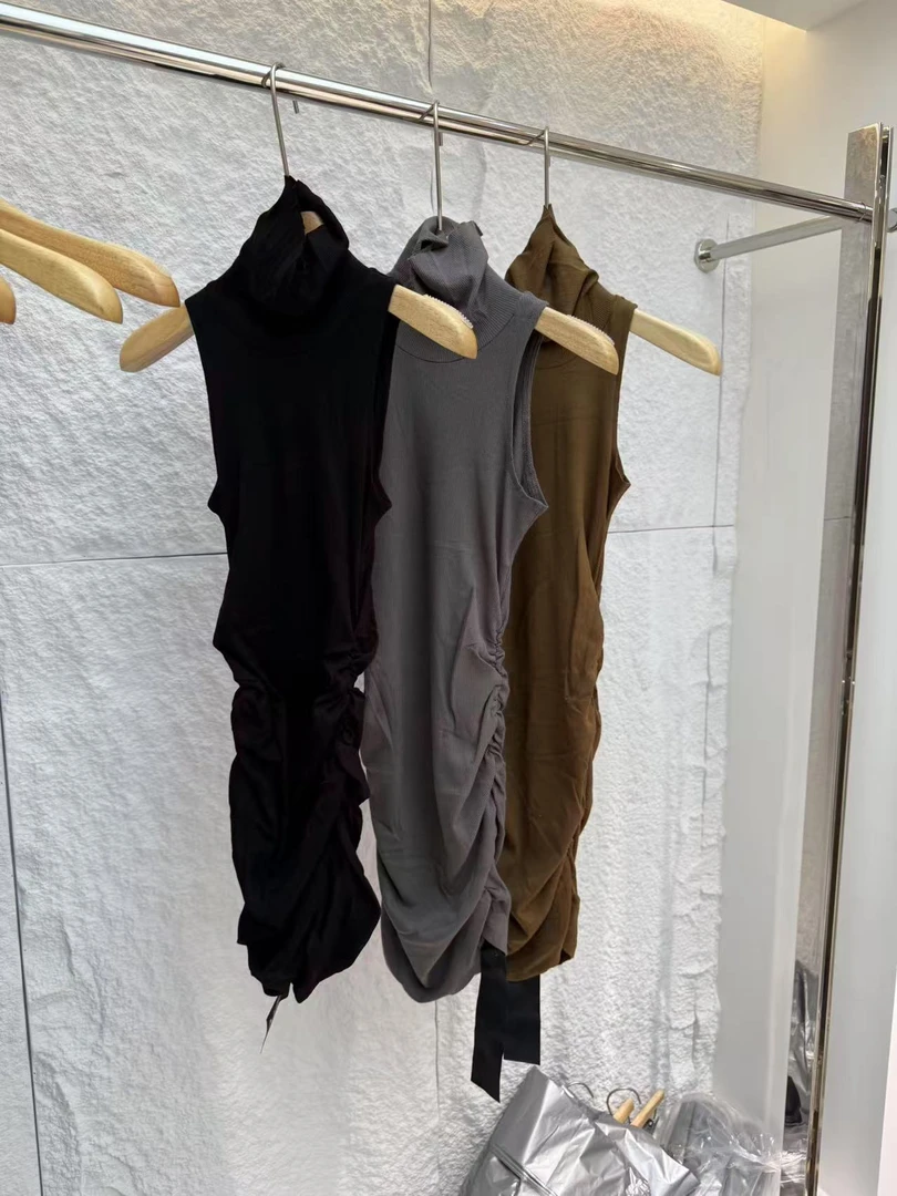 1772#背心褶皱裙