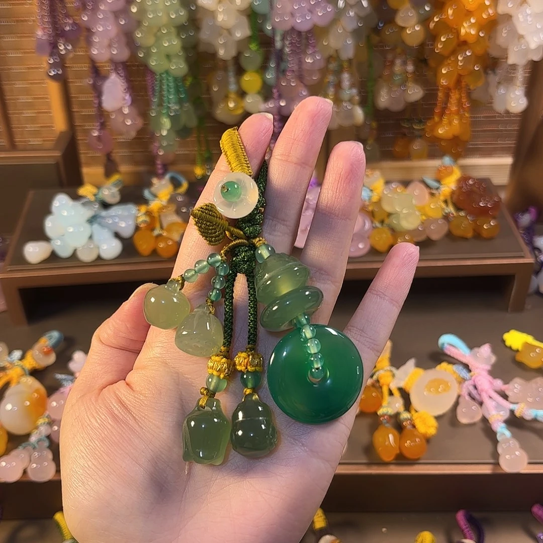 ****^玛瑙/玉髓未镶嵌车挂钥匙扣
