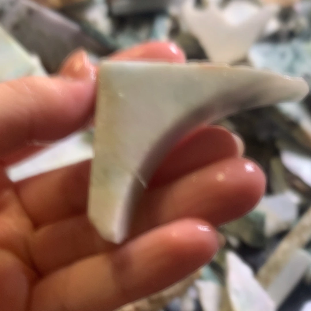 翡翠颈饰未镶嵌缅甸翡翠