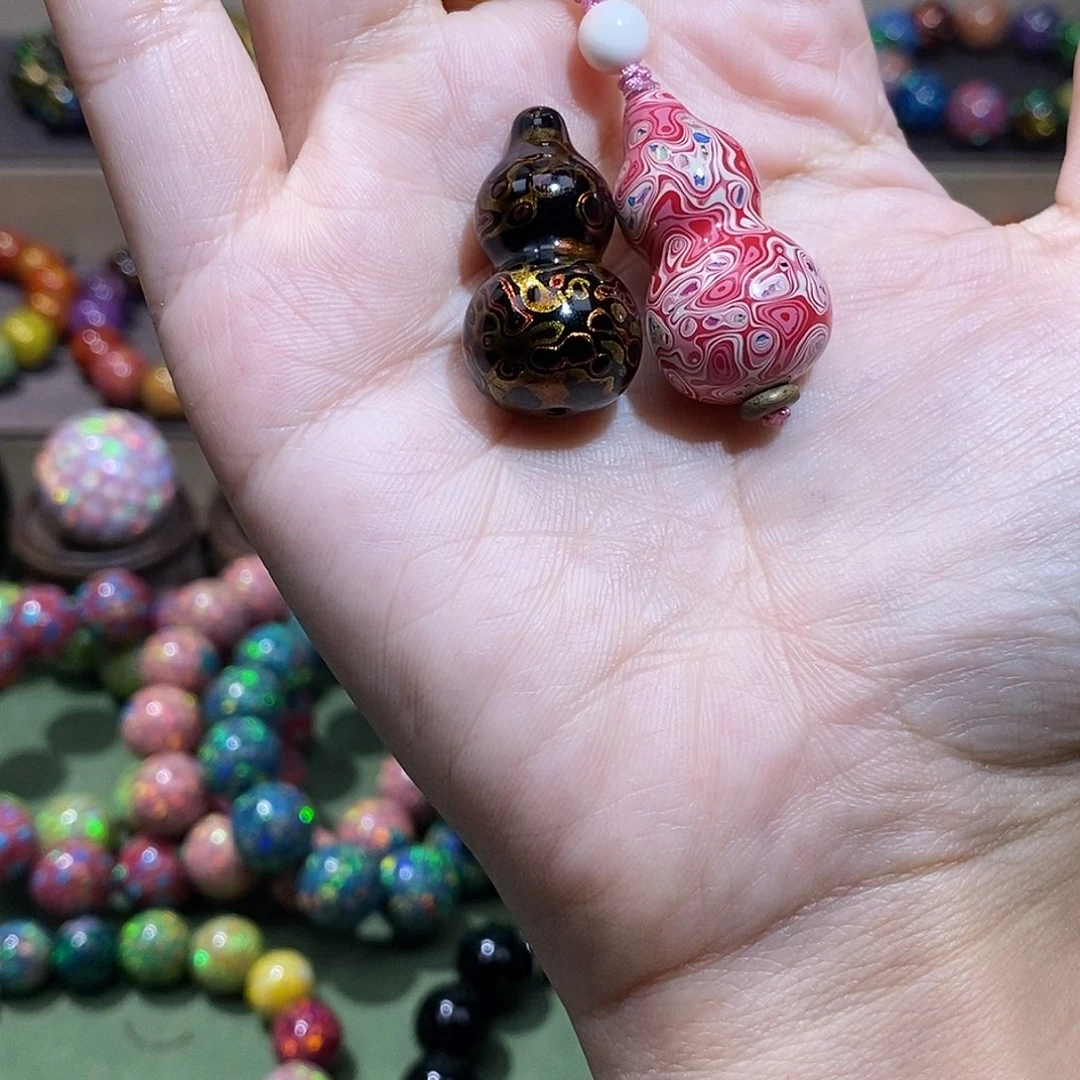 非遗大漆珠葫芦…………