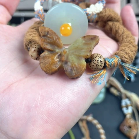 清***.蛇纹石玉合金颈饰