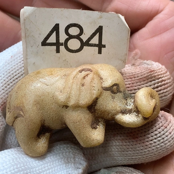 未镶嵌和田玉挂件