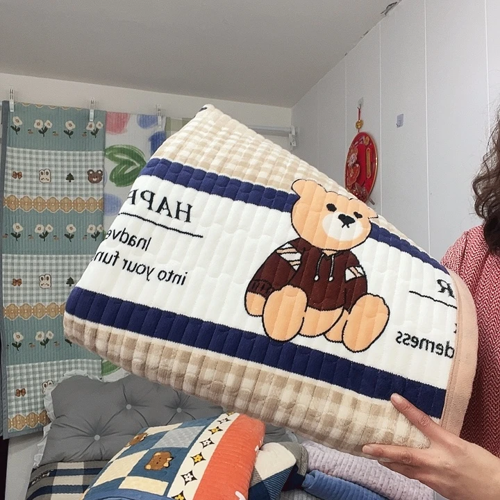 牛奶绒毛衣熊单人的