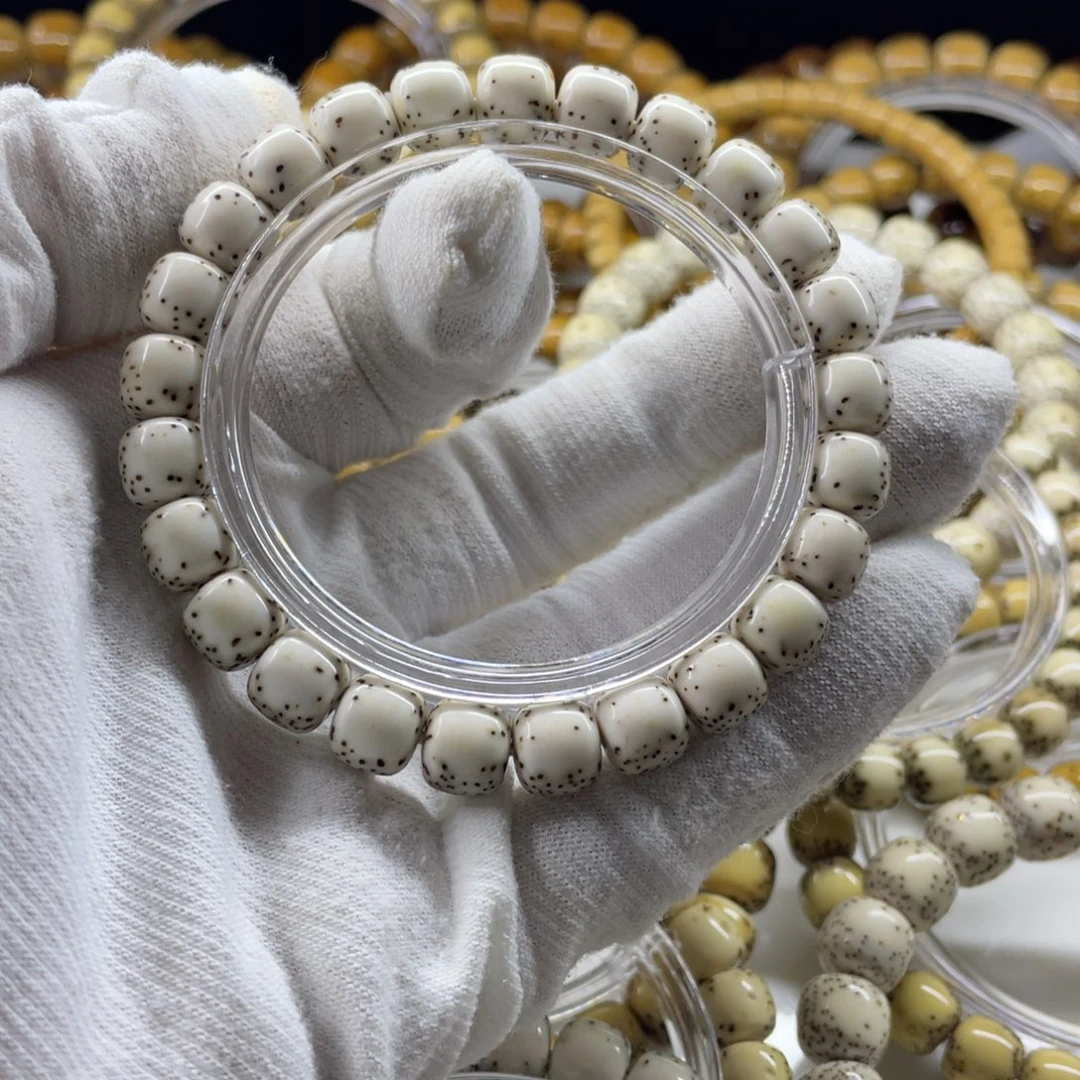 吊坠星月菩提骨瓷9✖️8河豚大白