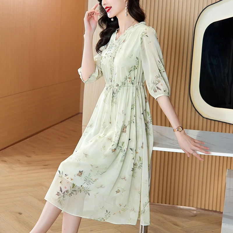 DUCURNO花边V领碎花连衣裙女夏季2025新款高端优雅收腰七分袖裙子