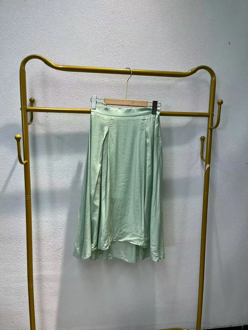 U家剪标   8仓B4-7-1526款   绿色百褶裙大摆裙半身裙