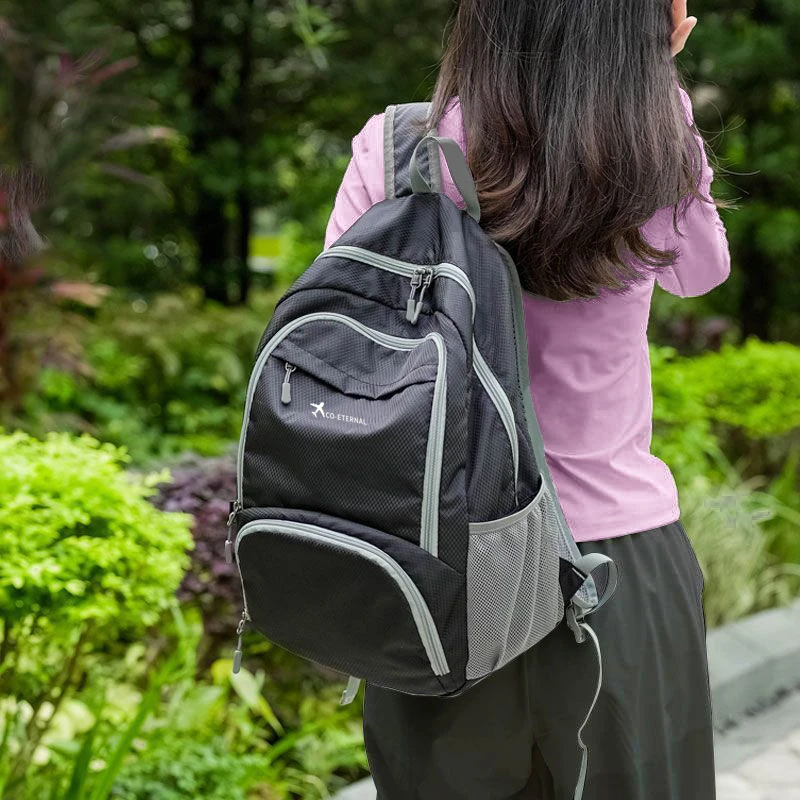 休闲双肩包超轻便携登山包肩包轻薄双肩背时尚多功能学生横月包
