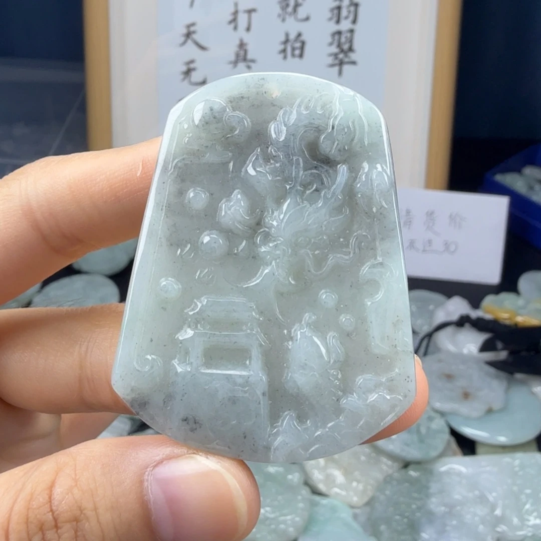 颈饰未镶嵌翡翠翡翠