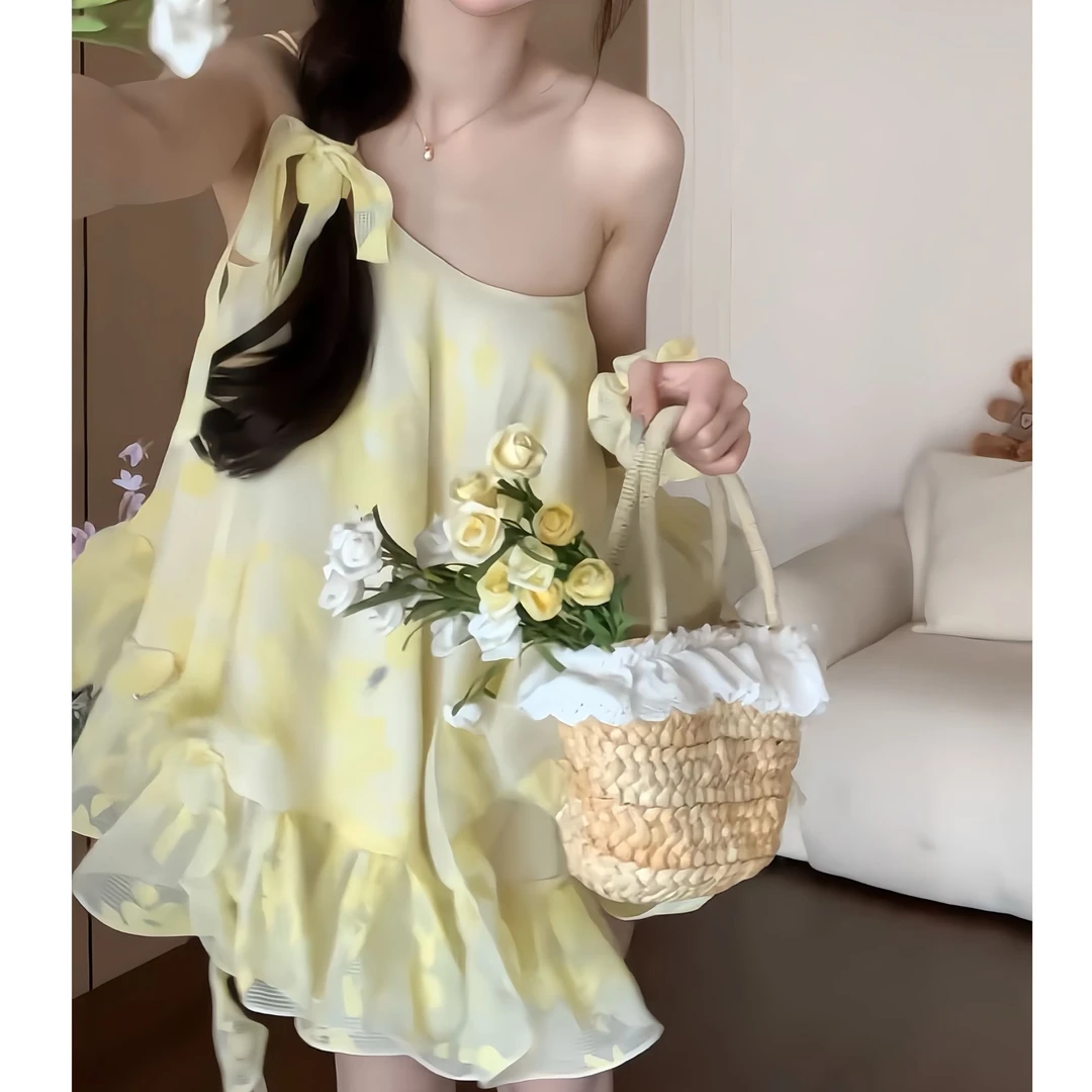 芒果布丁 夏季甜美公主风露思穿搭斜肩荷叶连衣裙度假海边吊带裙