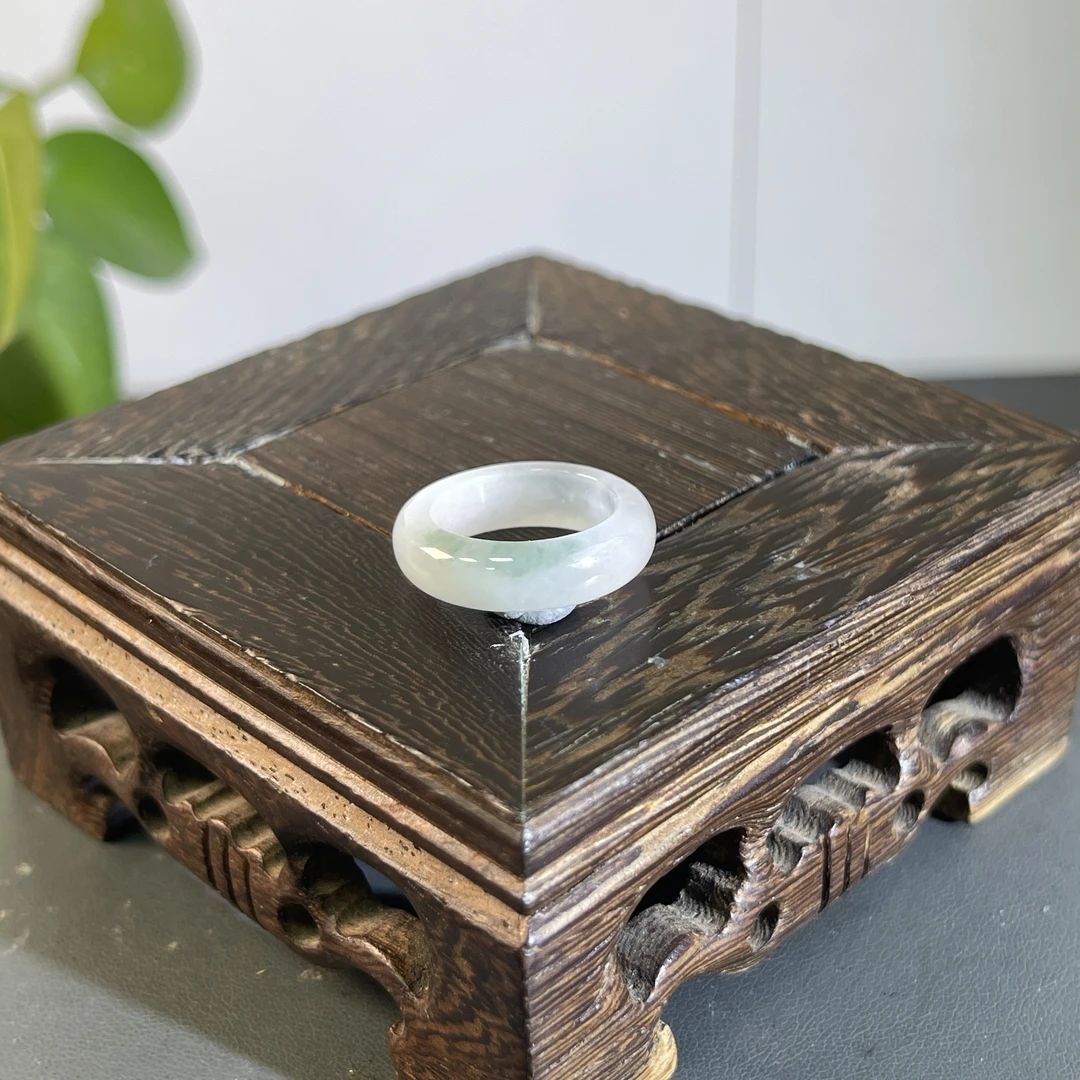 JYW04-21 天然缅甸A货翡翠 翡翠戒圈9#