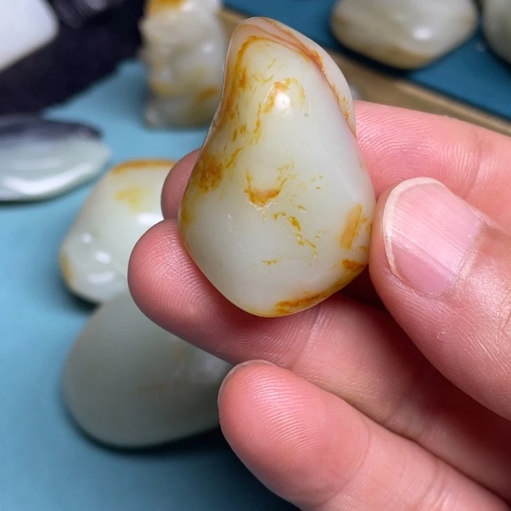 颈饰未镶嵌和田玉沈**扬