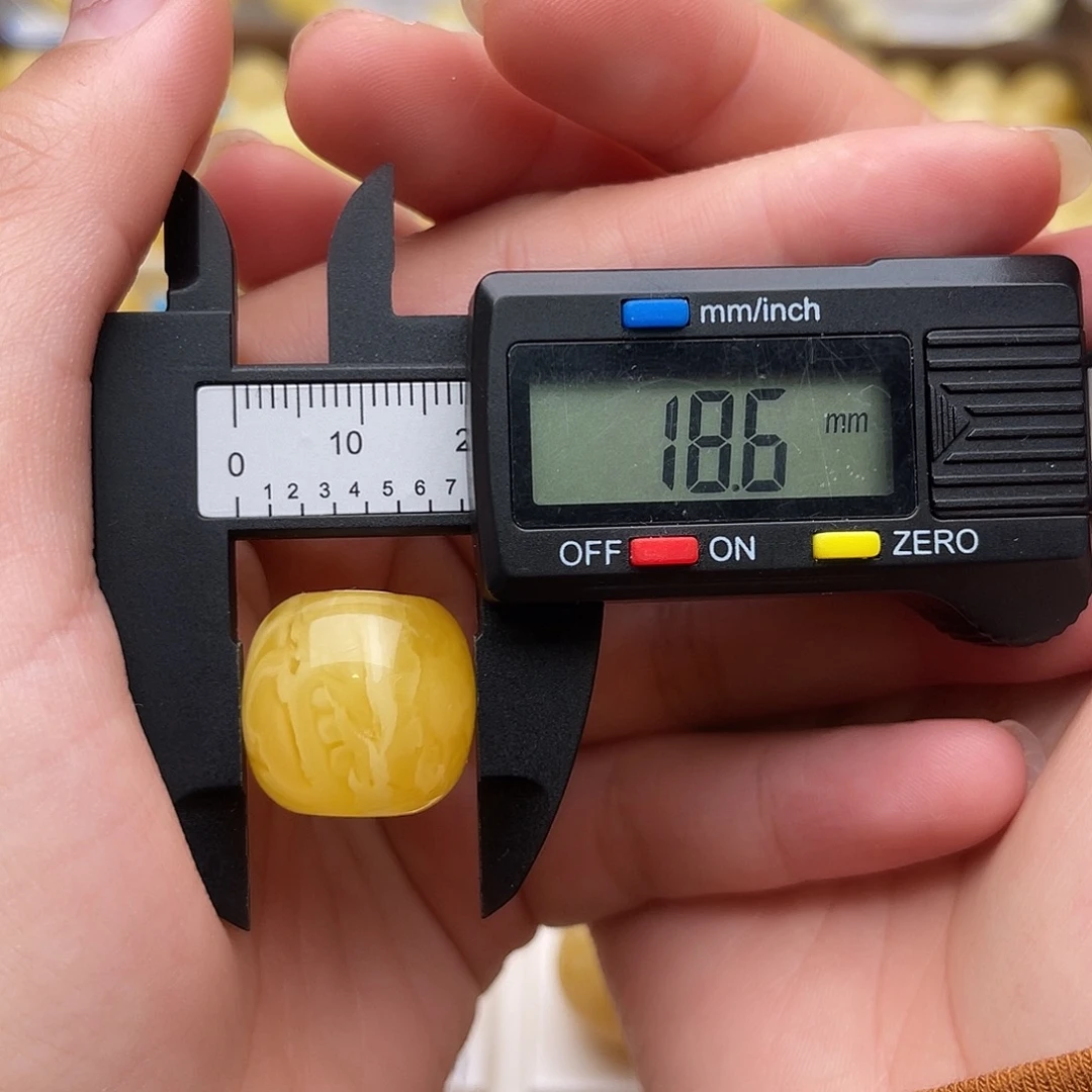 琥珀未镶嵌裸石蜜蜡老型梦