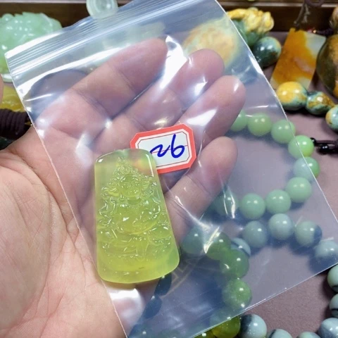 未镶嵌蛇纹石玉手链