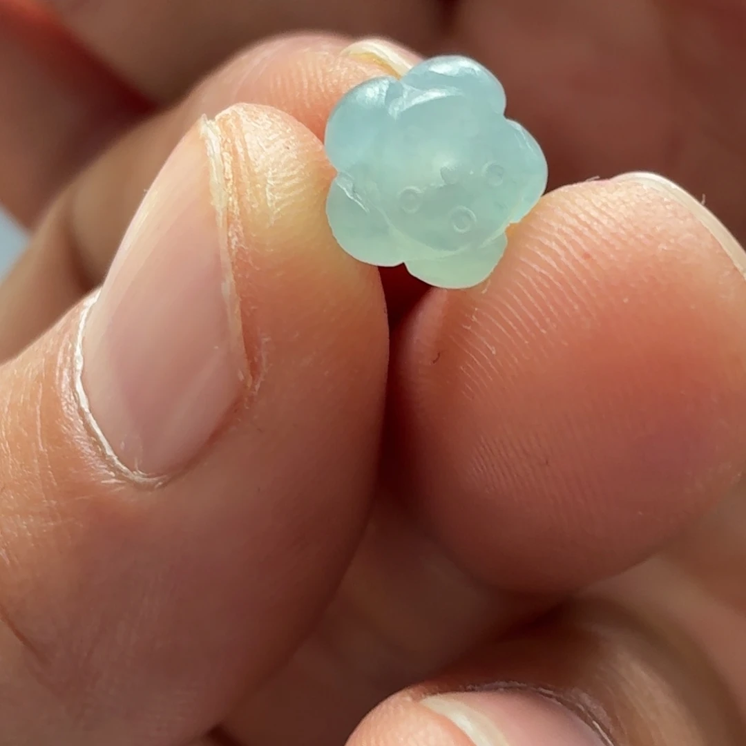 向***挽定制翡翠未镶嵌莲花